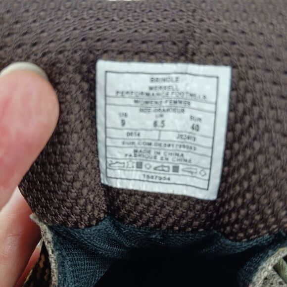 Merrell Vibram Women's size( run small) 9 Hiking Shoe. Geen(olive). Waterproof. - Picture 2 of 10